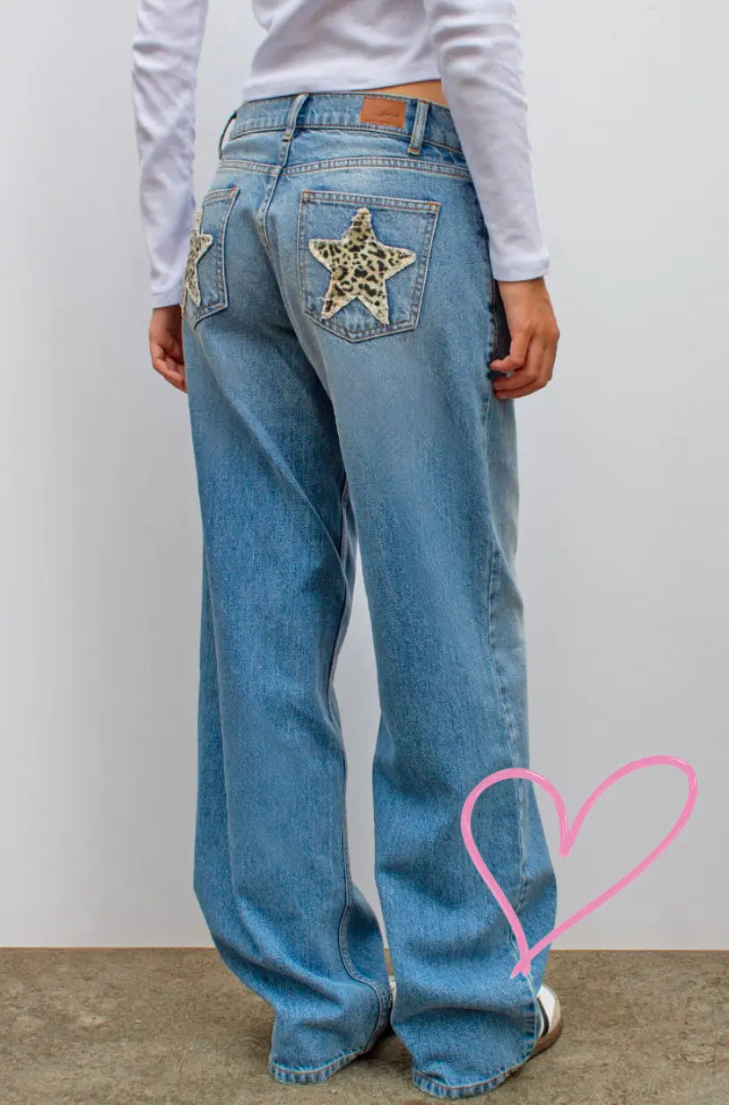 Viral Low-Waist Leopard Jeans