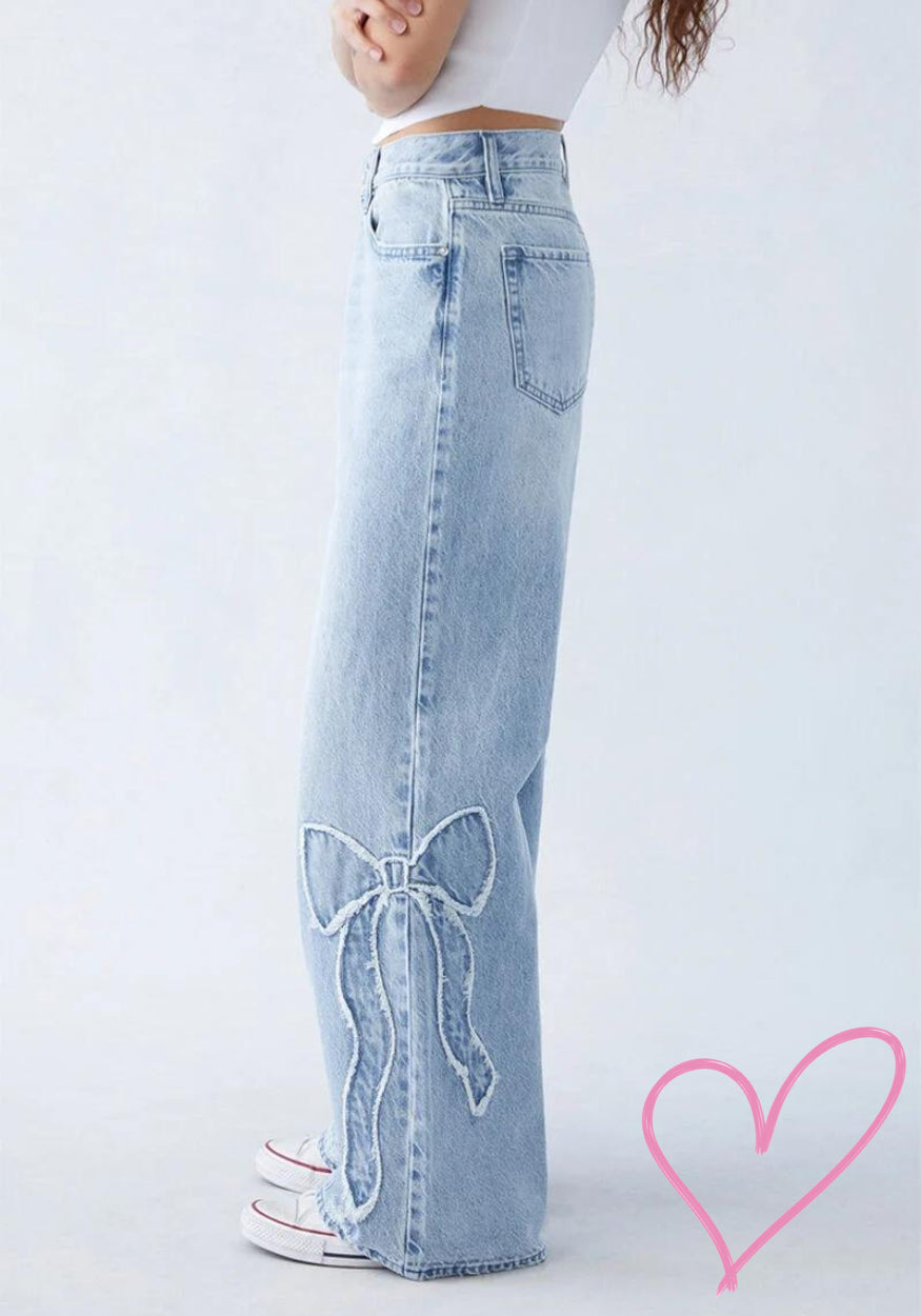 La'Féminine Bow Low Rise Baggy Jeans